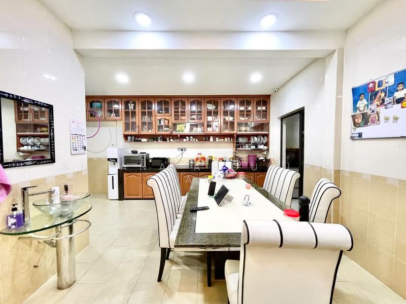 Rumah Berkembar untuk Dijual di Bandar Putra Permai (Seri Kembangan) - Suhana Abdullah Sani - PropertyGuru.com.my