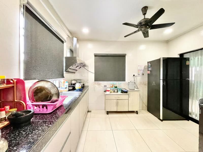 Rumah Berkembar untuk Dijual di Bandar Putra Permai (Seri Kembangan) - Suhana Abdullah Sani - PropertyGuru.com.my