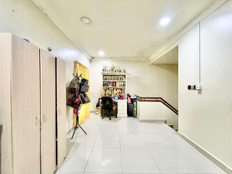 Rumah Berkembar untuk Dijual di Bandar Putra Permai (Seri Kembangan) - Suhana Abdullah Sani - PropertyGuru.com.my