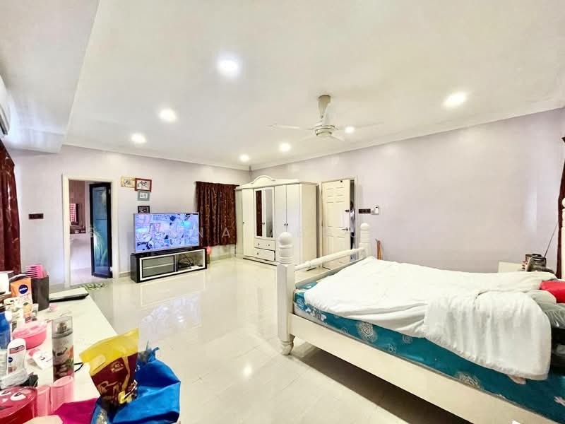 Rumah Berkembar untuk Dijual di Bandar Putra Permai (Seri Kembangan) - Suhana Abdullah Sani - PropertyGuru.com.my