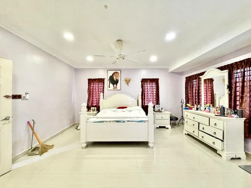 Rumah Berkembar untuk Dijual di Bandar Putra Permai (Seri Kembangan) - Suhana Abdullah Sani - PropertyGuru.com.my