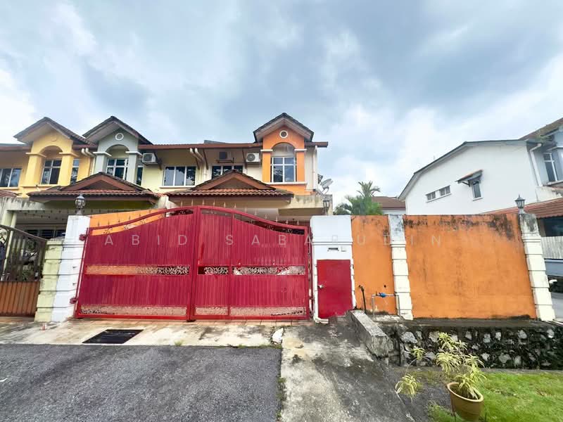 2-storey Terraced House for Sale in Taman Mutiara Subang (Shah Alam) - Abid Sabarudin - Exterior - PropertyGuru.com.my