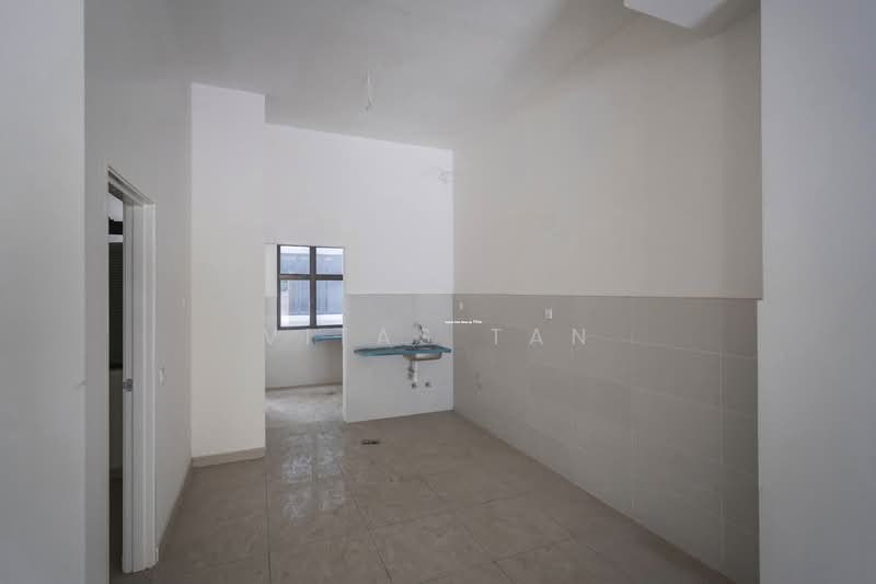 Rumah Teres 3 Tingkat untuk Dijual di Setia Utama (Setia Alam) - Vitas Tan - Kitchen - PropertyGuru.com.my
