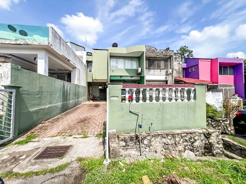 Rumah Teres 2 Tingkat untuk Dijual di Taman Kelab Ukay (Ulu Kelang) - Abid Sabarudin - Exterior - PropertyGuru.com.my