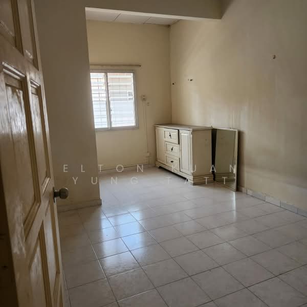 2-storey Terraced House for Rent in Kelana Jaya (Petaling Jaya) - Elton Kuan Yung Tatt - PropertyGuru.com.my