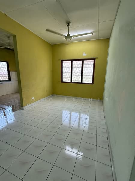 Bungalow for Rent in Taman Desa Kaloi (Ulu Yam) - Fong Esther - PropertyGuru.com.my