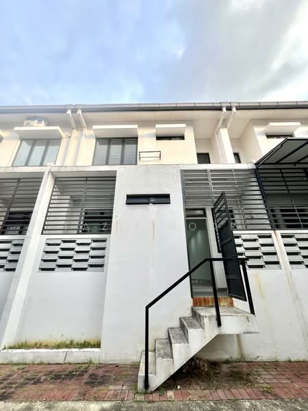 Rumah Teres 2 Tingkat untuk Dijual di Shah Alam (Selangor) - Fazie Noor - Exterior - PropertyGuru.com.my