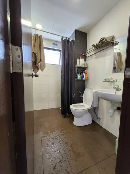 Condominium for Sale at Oasis 1 - Eric Yap - Bathroom - PropertyGuru.com.my