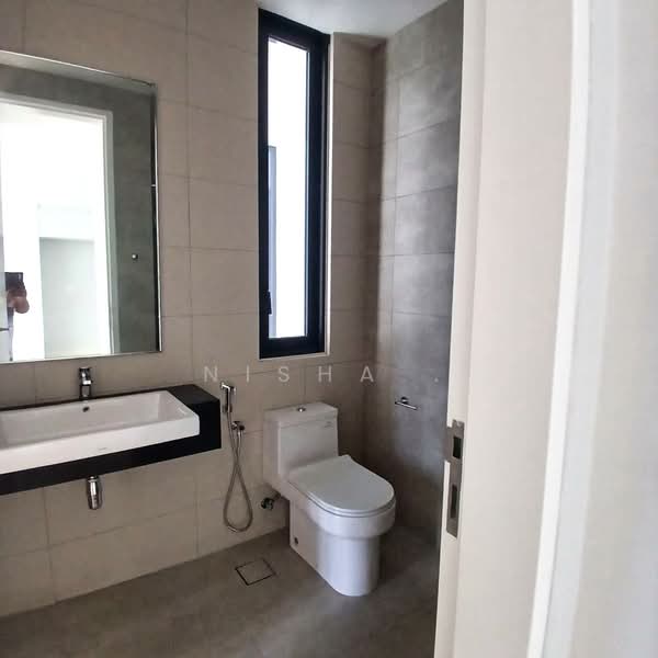 Service Residence for Sale at The Sentral Suites - Nisha . - Bathroom - PropertyGuru.com.my