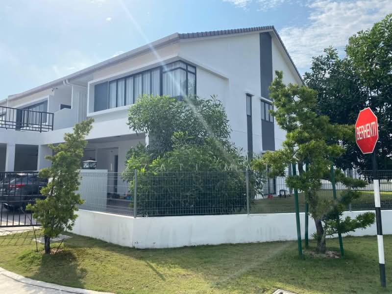 2-storey Terraced House for Sale in Cyber 10 (Cyberjaya) - Izzati Mat - Exterior - PropertyGuru.com.my