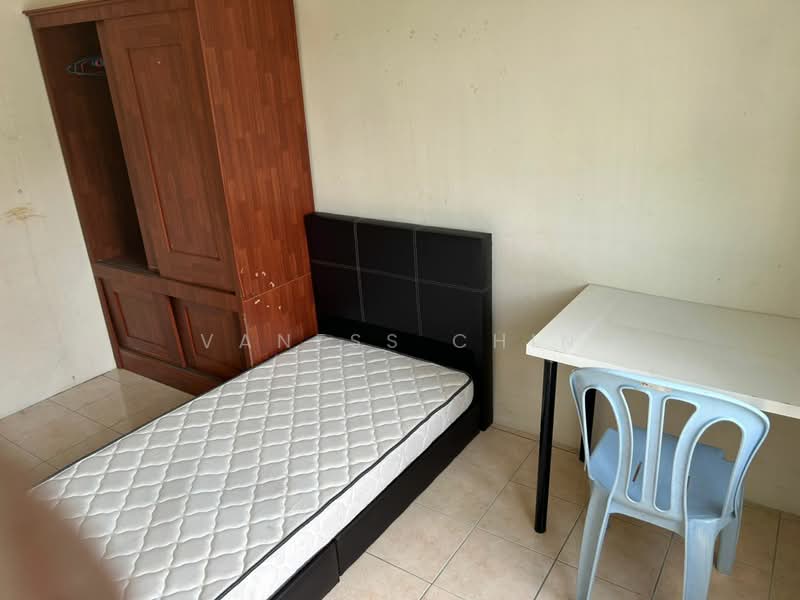 Condominium for Sale at Angkasa Condominiums - Vaness Chin - Bedroom - PropertyGuru.com.my