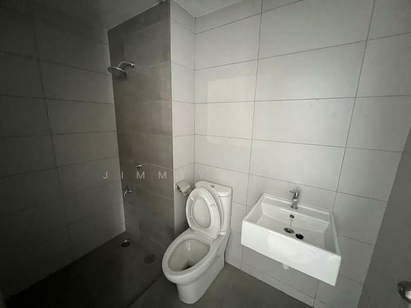 Pangsapuri untuk Dijual di Ixora Court - Jimmyy Chin - Bathroom - PropertyGuru.com.my