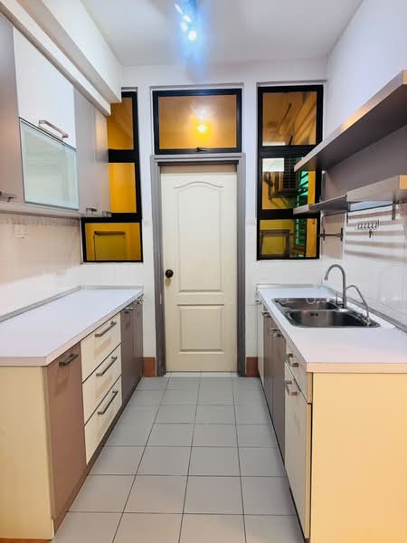 Condominium for Sale at Pelangi Utama - Chris Choo - Kitchen - PropertyGuru.com.my