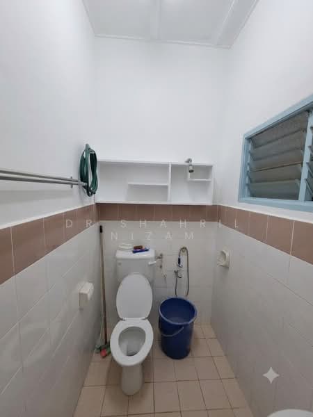 1-storey Terraced House for Sale in Rawang (Selangor) - Dr Shahril Nizam - Bathroom - PropertyGuru.com.my