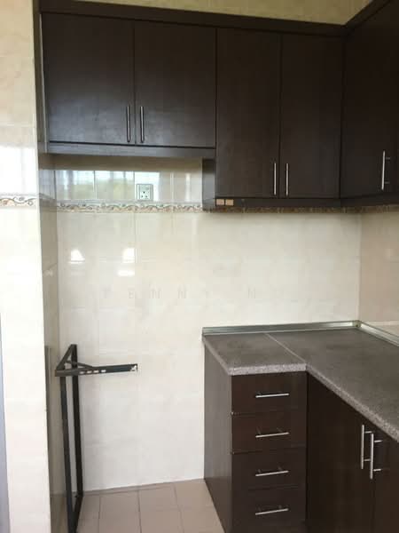 Pangsapuri untuk Dijual di Apartment Sri Ara - Penny Ng - Kitchen - PropertyGuru.com.my