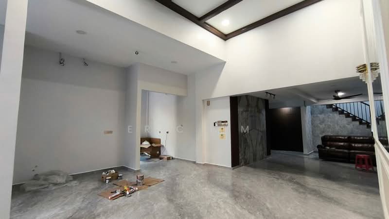 Rumah Teres 2 Tingkat untuk Dijual di Kota Damansara (Selangor) - Eric Lim - Living Room - PropertyGuru.com.my