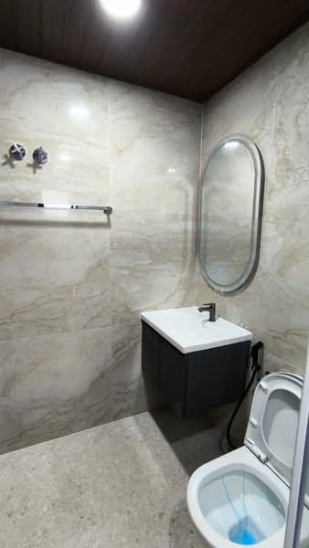 Rumah Teres 2 Tingkat untuk Dijual di Kota Damansara (Selangor) - Eric Lim - Bathroom - PropertyGuru.com.my