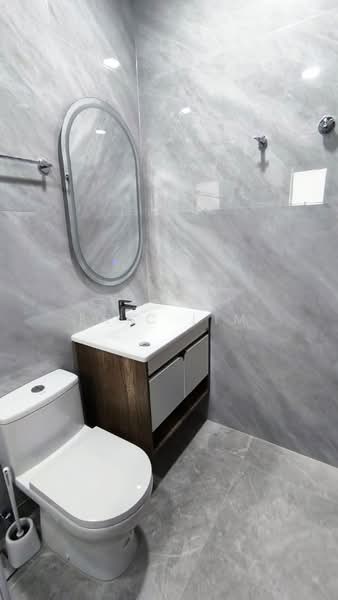Rumah Teres 2 Tingkat untuk Dijual di Kota Damansara (Selangor) - Eric Lim - Bathroom - PropertyGuru.com.my