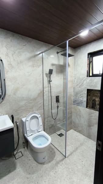 Rumah Teres 2 Tingkat untuk Dijual di Kota Damansara (Selangor) - Eric Lim - Bathroom - PropertyGuru.com.my