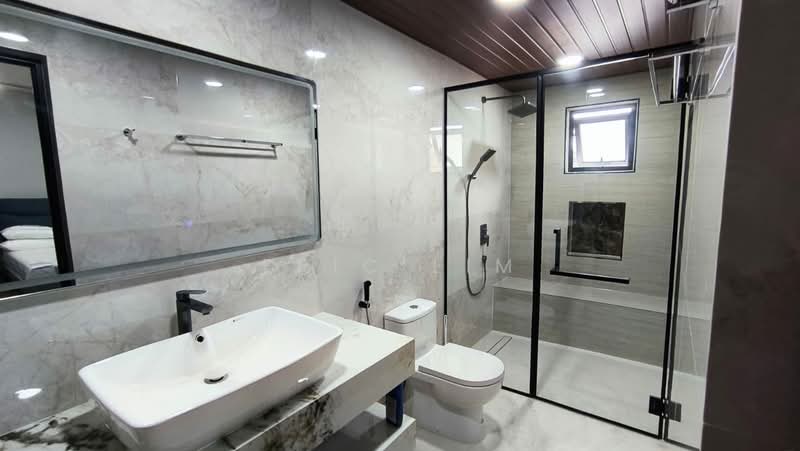Rumah Teres 2 Tingkat untuk Dijual di Kota Damansara (Selangor) - Eric Lim - Bathroom - PropertyGuru.com.my