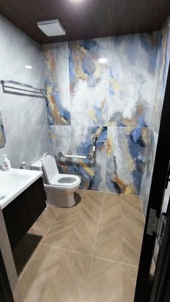 Rumah Teres 2 Tingkat untuk Dijual di Kota Damansara (Selangor) - Eric Lim - Bathroom - PropertyGuru.com.my