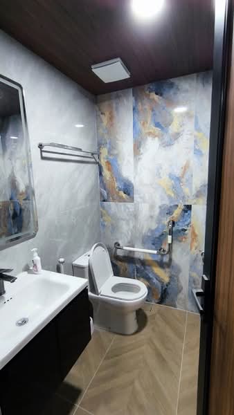 Rumah Teres 2 Tingkat untuk Dijual di Kota Damansara (Selangor) - Eric Lim - Bathroom - PropertyGuru.com.my
