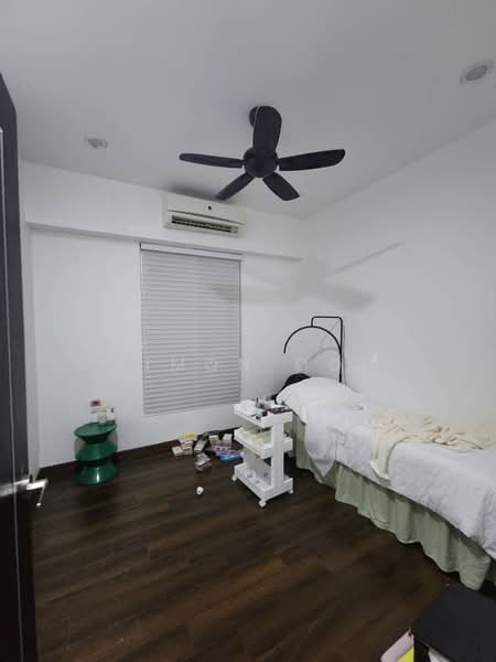 Kondominium untuk Dijual di Elit Heights @ Bayan City - Simon Ooi - Bedroom - PropertyGuru.com.my