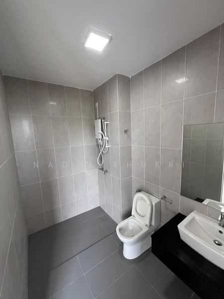 2-storey Terraced House for Rent in Elmina (Shah Alam) - Nadia Shukri - Bathroom - PropertyGuru.com.my
