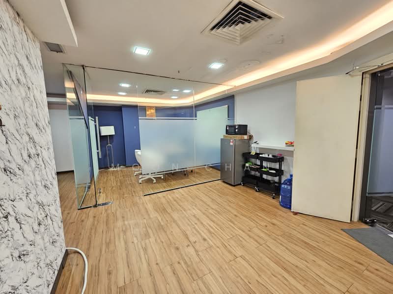 Office for Rent in Mont Kiara (Kuala Lumpur) - Moon Chan - Interior - PropertyGuru.com.my