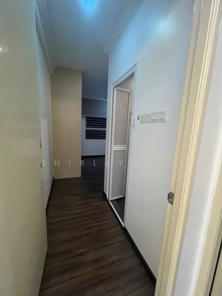 Kondominium untuk Dijual di The Oasis - Shirley Beh - Corridor - PropertyGuru.com.my