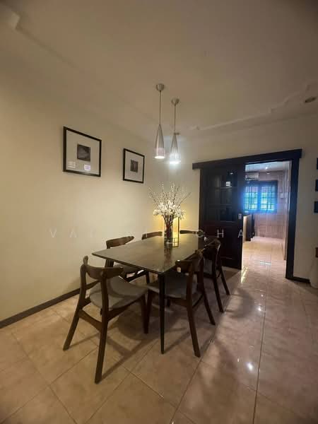Terraced House for Rent in Kuching (Sarawak) - Valerie Chai - Dining Room - PropertyGuru.com.my