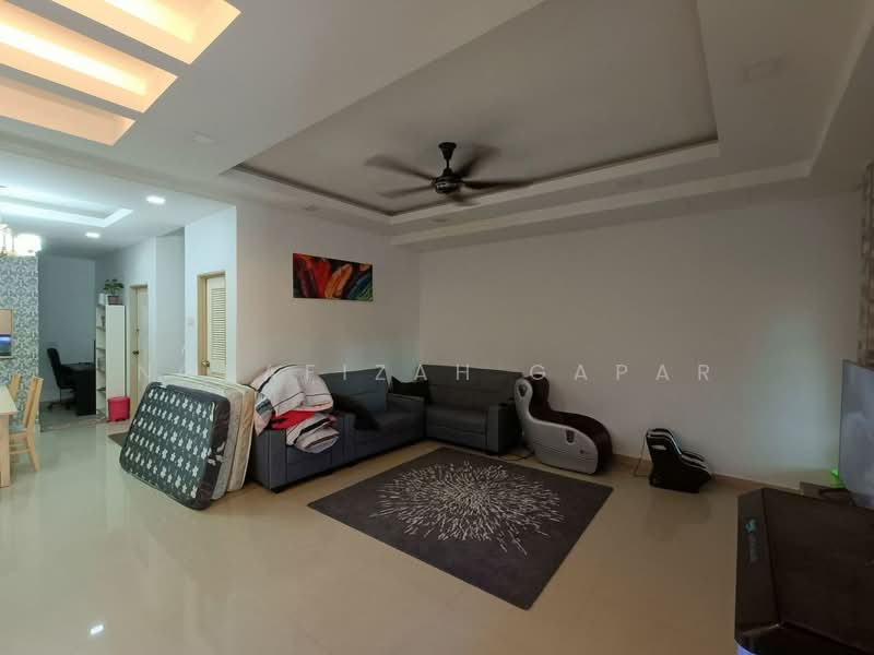 Rumah Teres 2 Tingkat untuk Dijual di Seri Kembangan (Selangor) - NoraFizah Gapar - Living Room - PropertyGuru.com.my