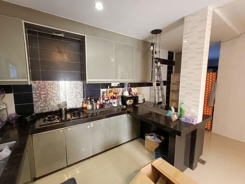 Rumah Teres 2 Tingkat untuk Dijual di Seri Kembangan (Selangor) - NoraFizah Gapar - Kitchen - PropertyGuru.com.my