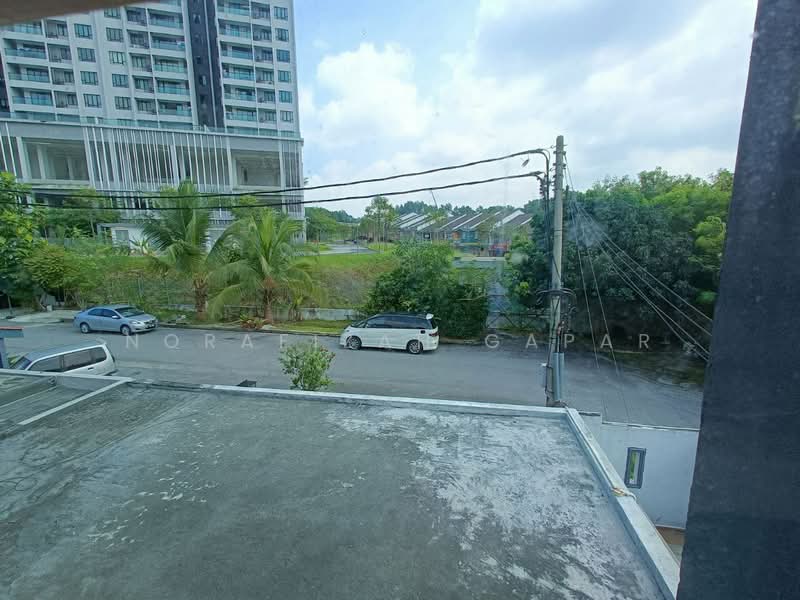 Rumah Teres 2 Tingkat untuk Dijual di Seri Kembangan (Selangor) - NoraFizah Gapar - Exterior - PropertyGuru.com.my