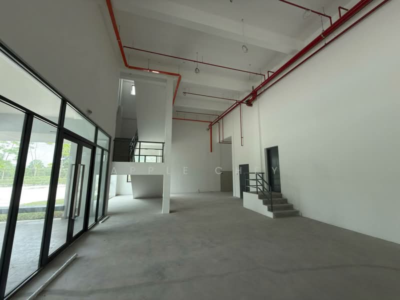 Factory for Rent in Taman Desa Cemerlang (Ulu Tiram) - Apple Chey - Interior - PropertyGuru.com.my
