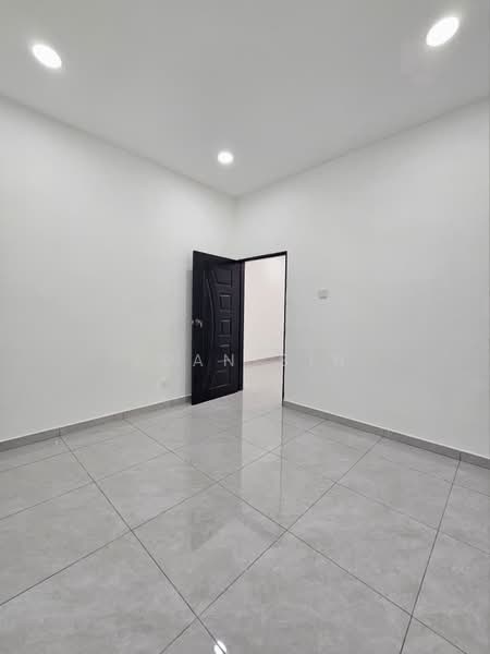 Rumah Teres 1 Tingkat untuk Dijual di Taman Puteri Wangsa (Ulu Tiram) - Joan Sin - PropertyGuru.com.my