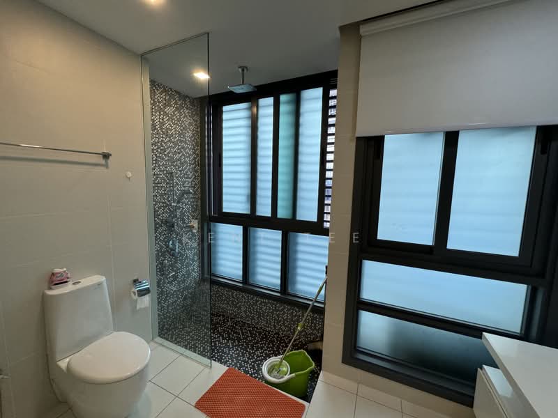 Servis Apartment untuk Disewa di Vogue Suites One - Kent Tee - Bathroom - PropertyGuru.com.my