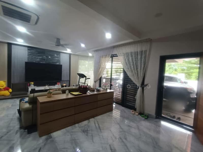 Rumah Berkembar untuk Dijual di Taman Pinji Indah (Ipoh) - Kelvin Chong - Living Room - PropertyGuru.com.my