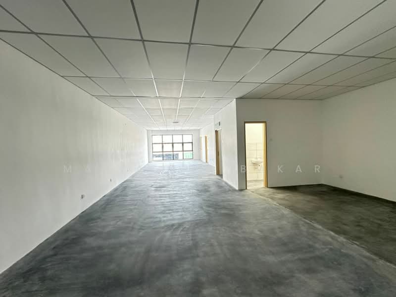 Factory for Sale in Bandar Baru Puncak Alam (Puncak Alam) - Maria Abu Bakar - Interior - PropertyGuru.com.my