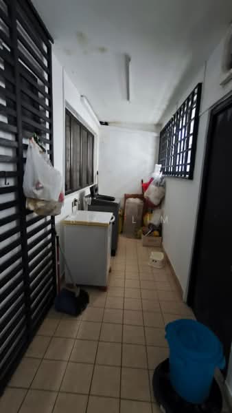 2-storey Terraced House for Rent in Bandar Utama 11 (Bandar Utama) - Eric Lim - Corridor - PropertyGuru.com.my