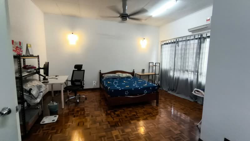 2-storey Terraced House for Rent in Bandar Utama 11 (Bandar Utama) - Eric Lim - Bedroom - PropertyGuru.com.my