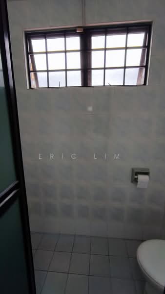 2-storey Terraced House for Rent in Bandar Utama 11 (Bandar Utama) - Eric Lim - Bathroom - PropertyGuru.com.my