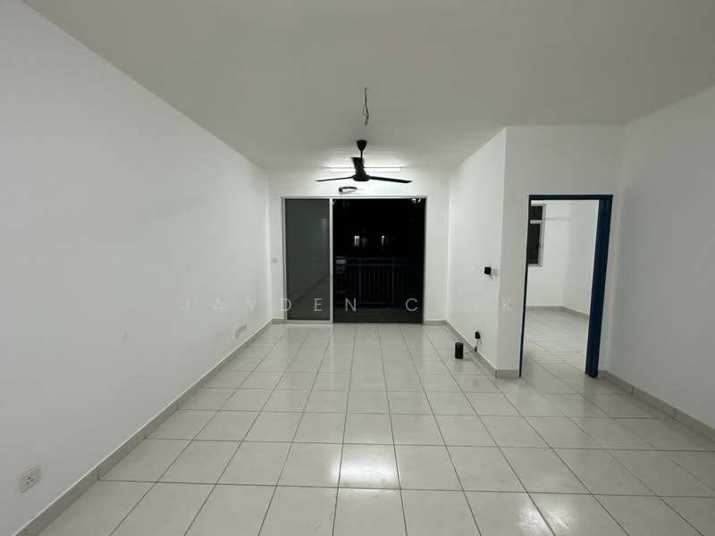 Pangsapuri untuk Disewa di Residensi Pandanmas 2 - Jayden Chik - Living Room - PropertyGuru.com.my