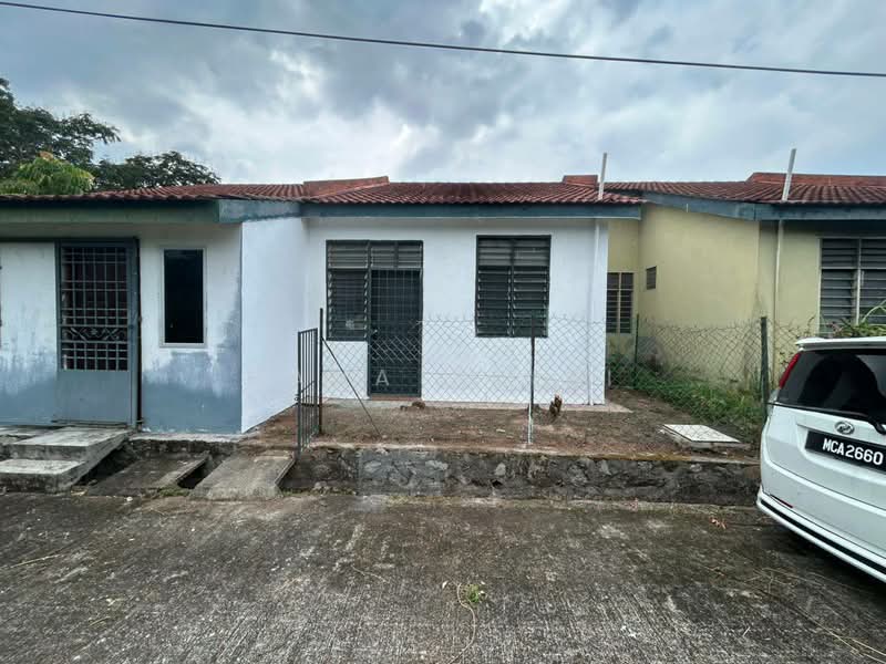1-storey Terraced House for Sale in Taman Intan Duyung (Port Dickson) - Hana Zaini - Exterior - PropertyGuru.com.my