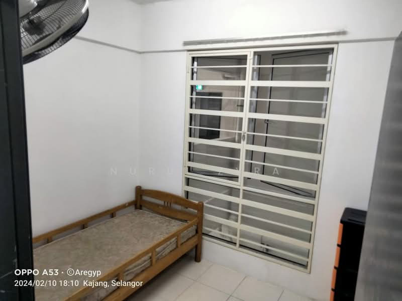 Pangsapuri untuk Disewa di Puncak Hijauan - Nurul Zyra - Bedroom - PropertyGuru.com.my