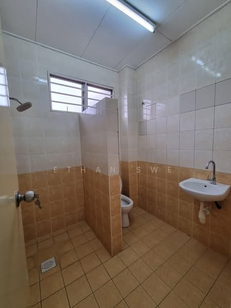 2-storey Terraced House for Sale in Shah Alam (Selangor) - Ethan Swe - Bathroom - PropertyGuru.com.my
