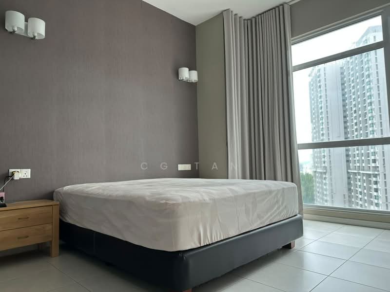 Kondominium untuk Dijual di The Peak Residences - CG Tan - Bedroom - PropertyGuru.com.my
