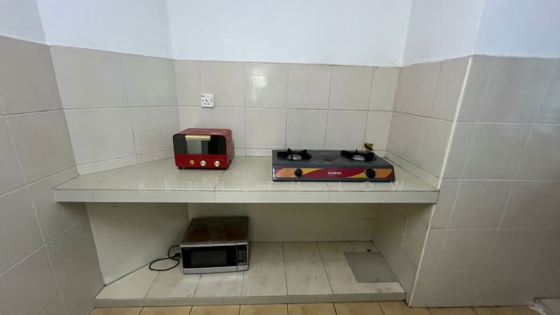 Kondominium untuk Disewa di Angkasa Condominiums - Kenneth Low - Kitchen - PropertyGuru.com.my
