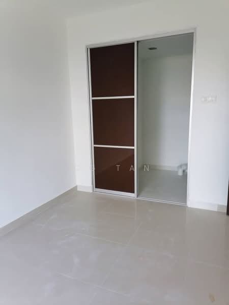 Condominium for Sale at Marina Tower (Ratu Mutiara) - CG Tan - Interior - PropertyGuru.com.my