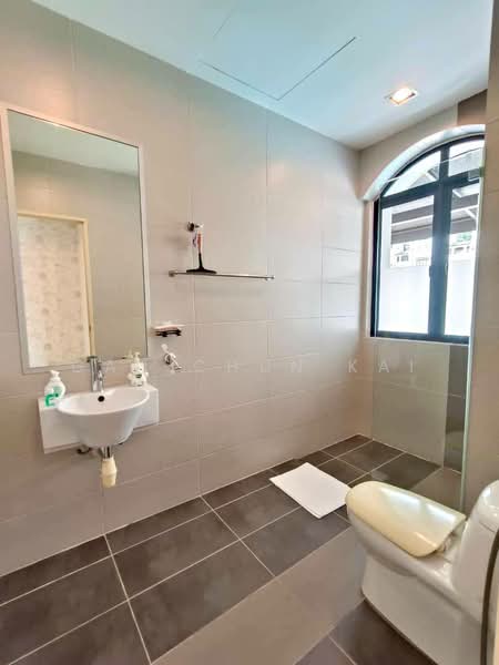 Condominium for Rent at Moonlight Bay - Gan Chun Kai - Bathroom - PropertyGuru.com.my